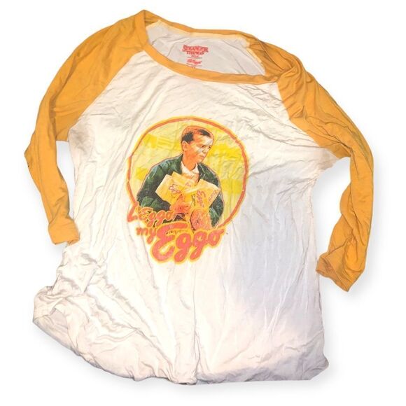 Stranger Things Eleven L’Eggo my Eggo Shirt Size M Juniors Raglan 3/4 Sleeve - Picture 1 of 6